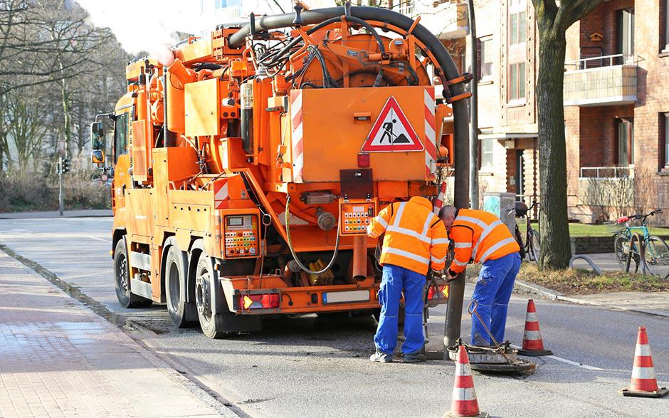 camion pompage assainissement Paris 7